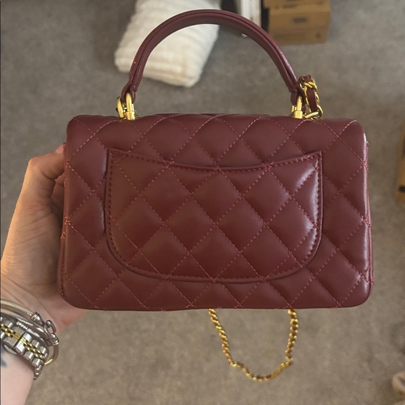CHANEL FLAP BAG W HANDLE - Picture 7 of 15